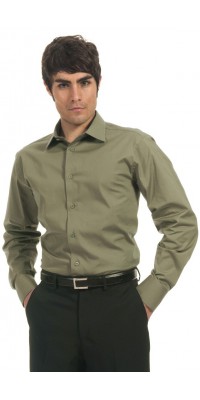 Men's Close-Fitting Green Shirt