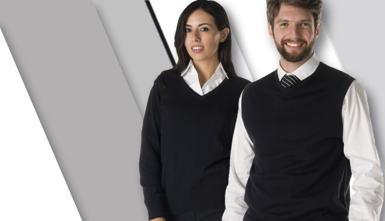 Knitted clothing for men and women
